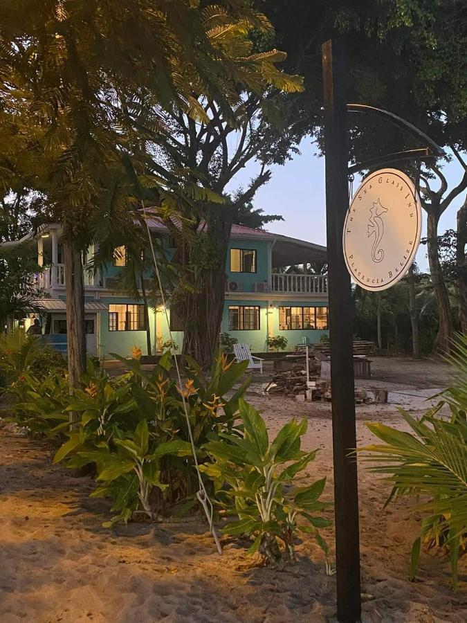The Sea Glass Inn Placencia Экстерьер фото